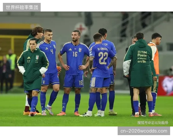 球队时隔半个多世纪重返世界杯，球员普遍缺乏大赛经验，面对压力时的心理调节能力是未知数。
